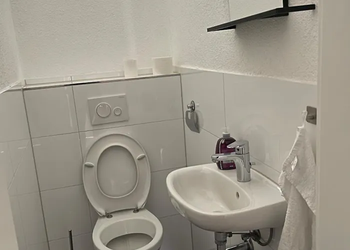 Hostel Friendly-room 200 M To 5 Museums Kassel