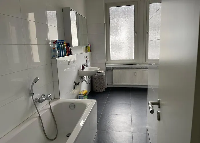 Friendly-room 200 M To 5 Museums