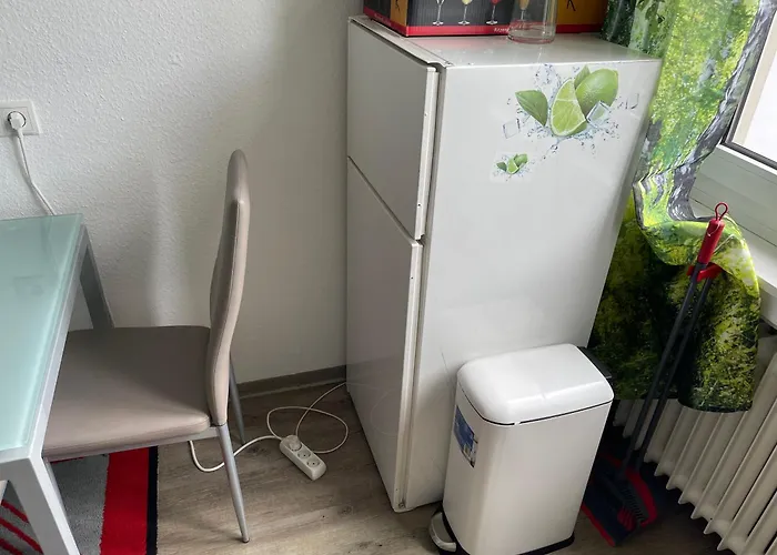 Hostel Friendly-room 200 M To 5 Museums Kassel