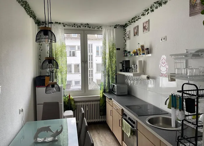 Friendly-room 200 M To 5 Museums *